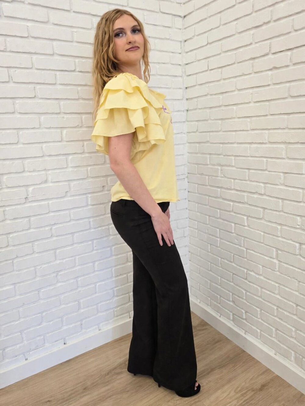 iULi Style Black Wide Leg Flare Pants